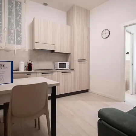 Palazzetto La Quadra Di San Faustino - F&L Apartment Brescia Exterior photo
